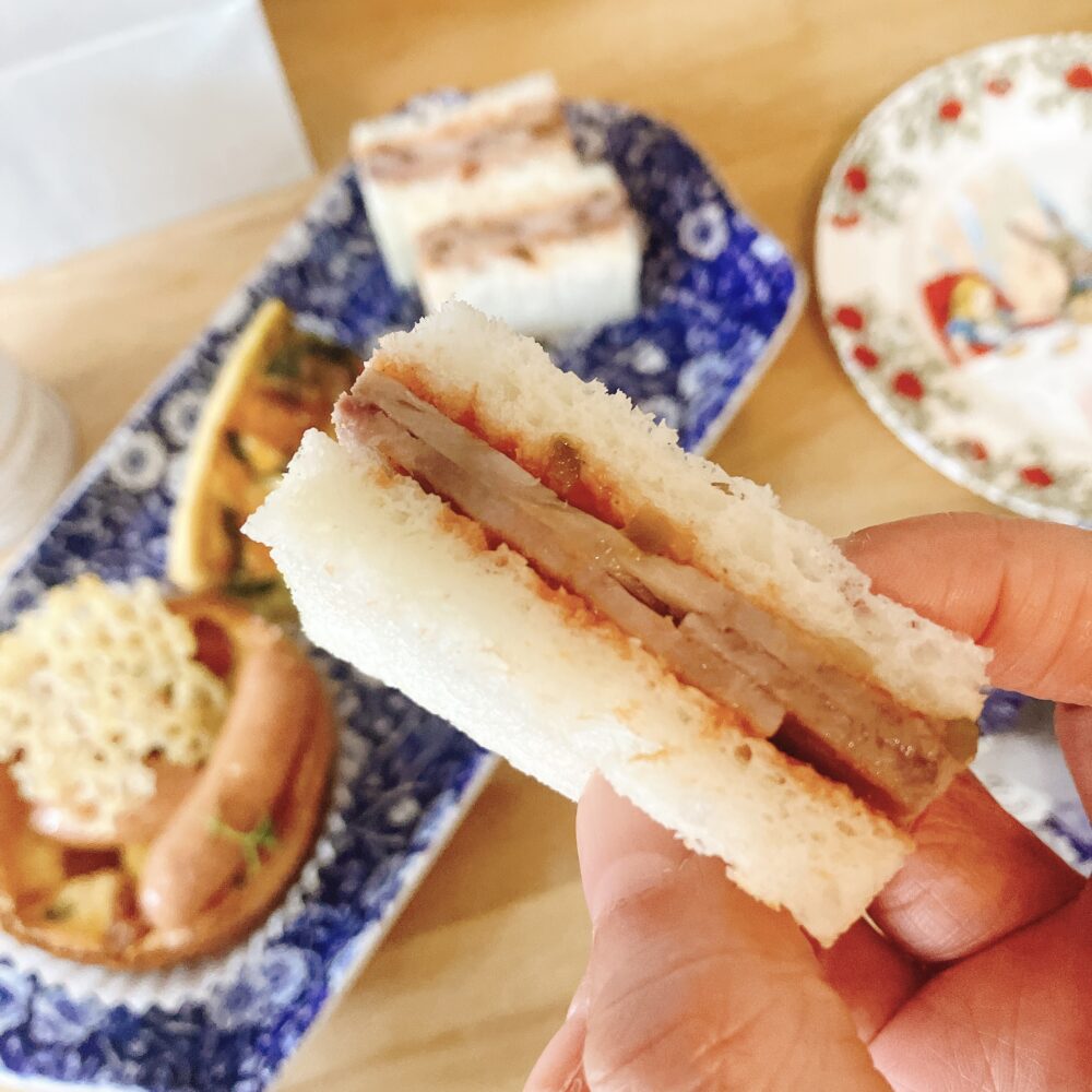 ローストビーフのサンドイッチ
