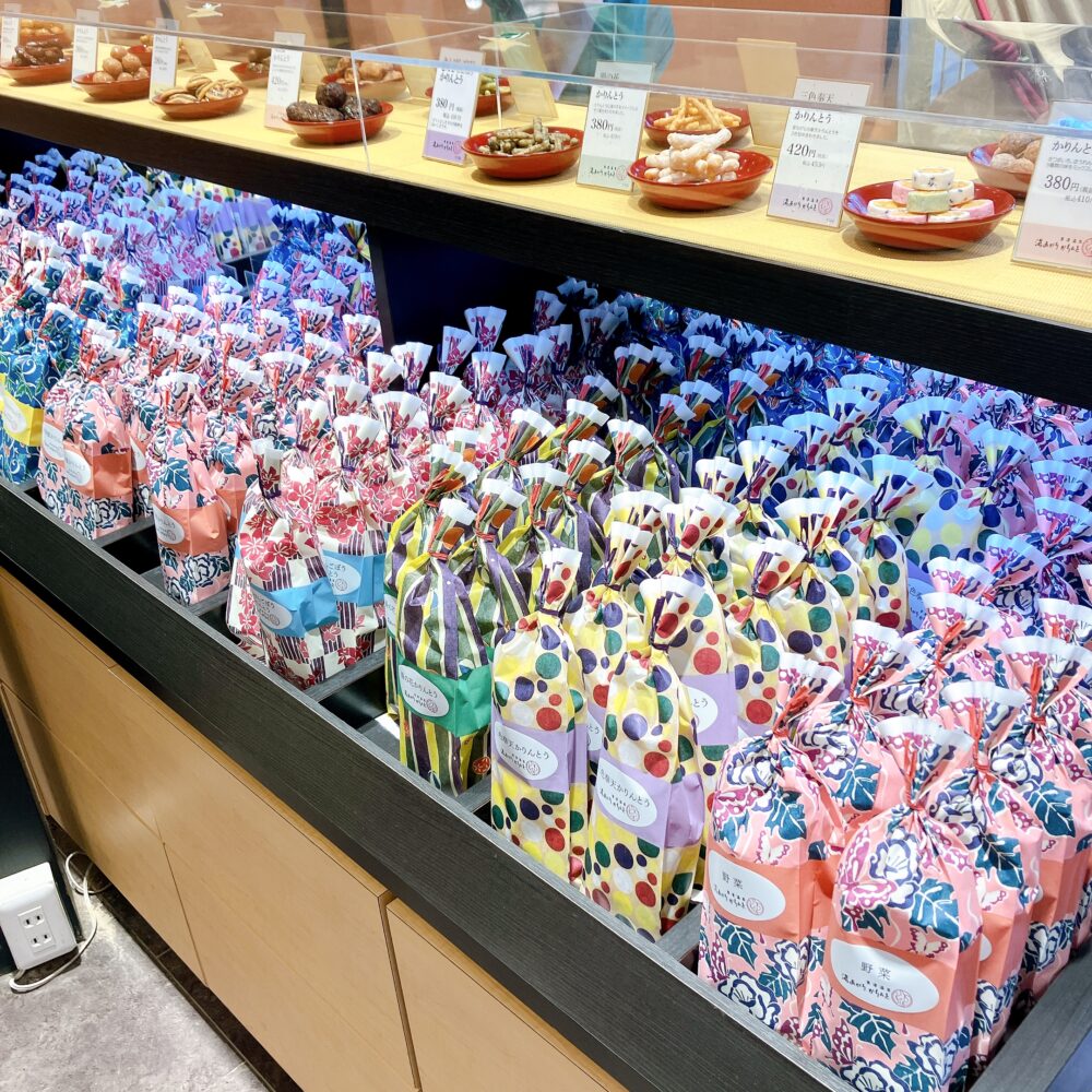 湯あがりかりんのショーケース