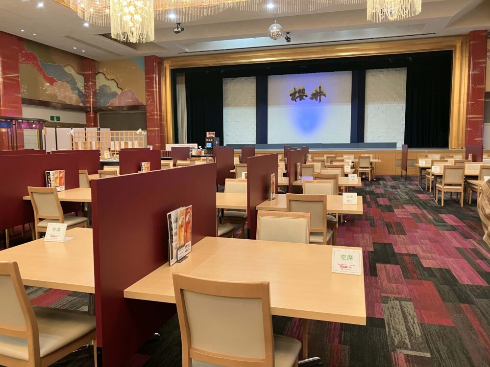バイキング会場「パレルージュ」