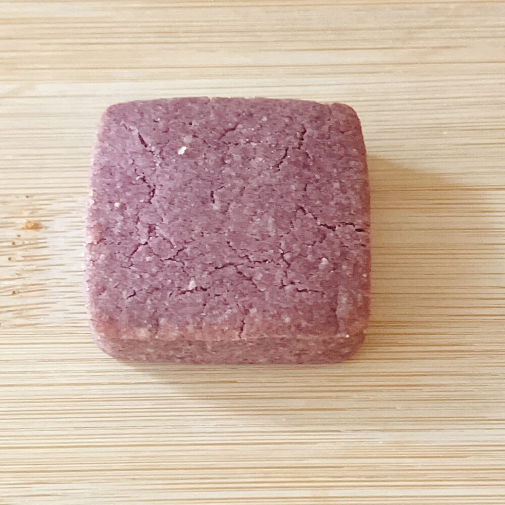 秋をイメージした紅芋のクッキー