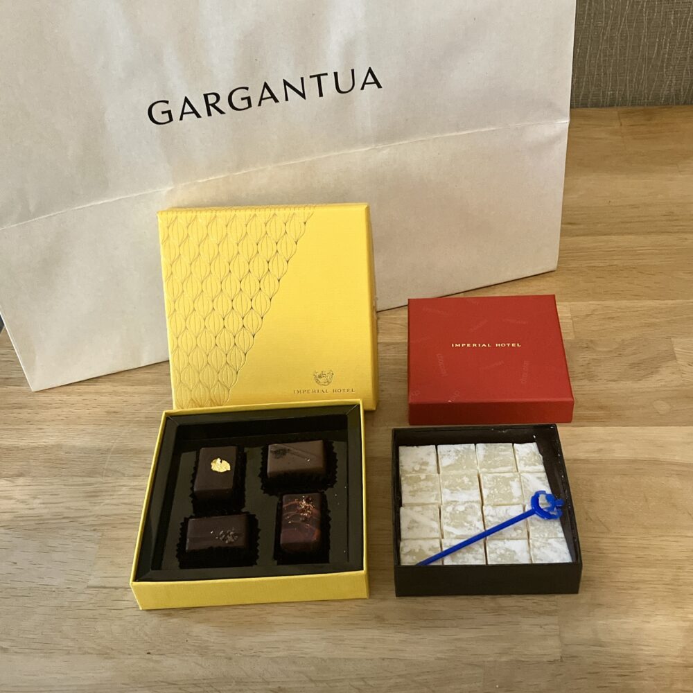 【2026バレンタイン】帝国ホテル市川シェフのショコラはまだ買える？店頭限定「柚子」と新作の実食レビュー