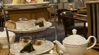 【2026最新】帝国ホテル「ランデブーラウンジ」アフタヌーンティー体験記|5,000円台〜のコスパ最強プラン!スコーンのおかわりは?