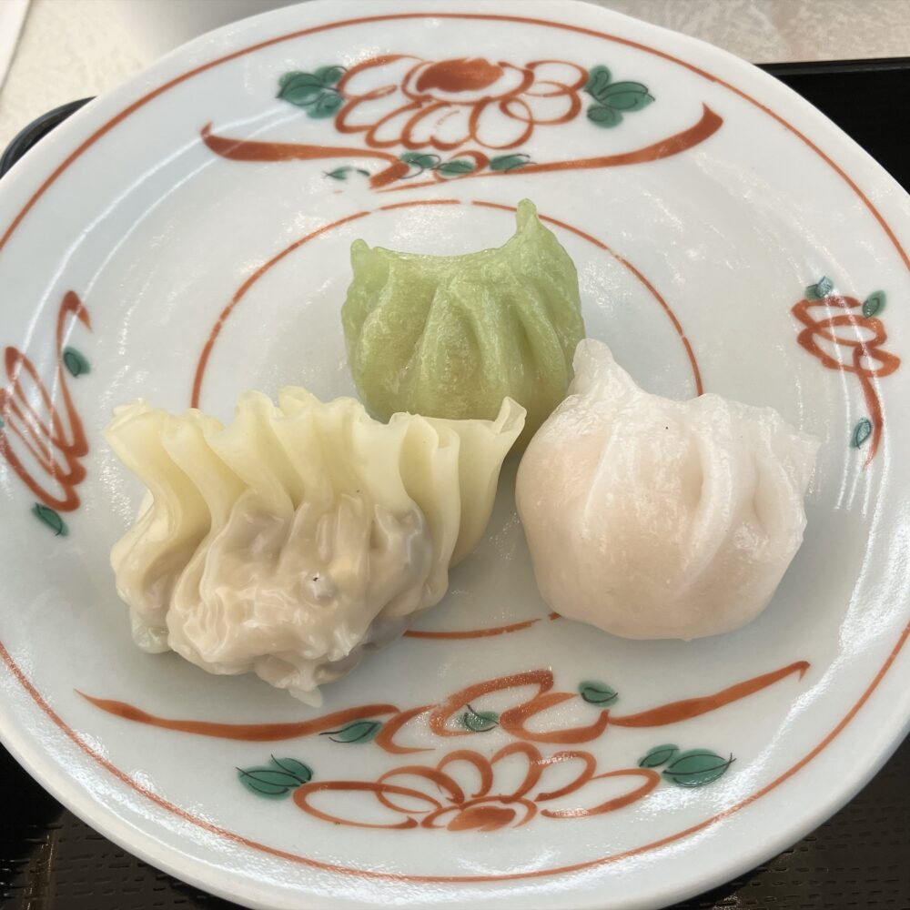 椿山荘ランチビュッフェの中華メニュー。せいろで蒸したてが提供される本格的な3種類の点心